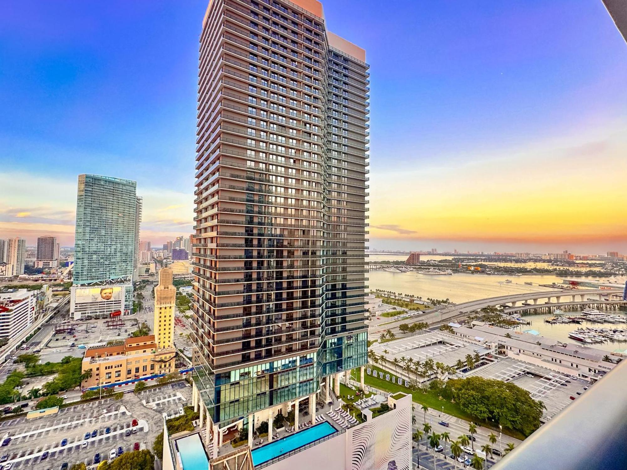 Luxury Loft - Free Parking - Ocean View - Brickell Downtown Apartment ไมอามี ภายนอก รูปภาพ